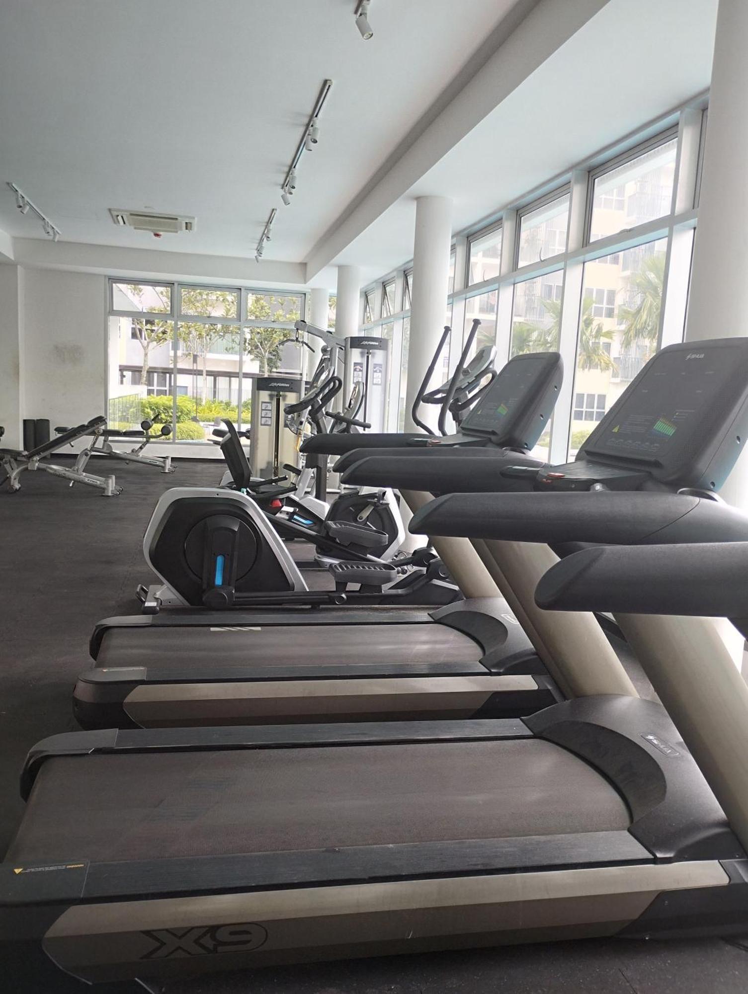 Cozy Luxe Condo In Southville City Bangi Exterior photo